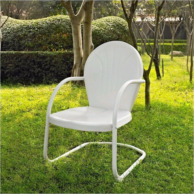 Steel Metal Chair in White-Pemberly Row