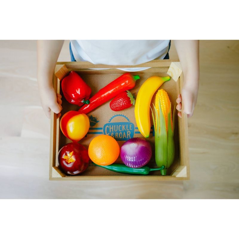 Chuckle & Roar Farmer's Market Food Role Play Set