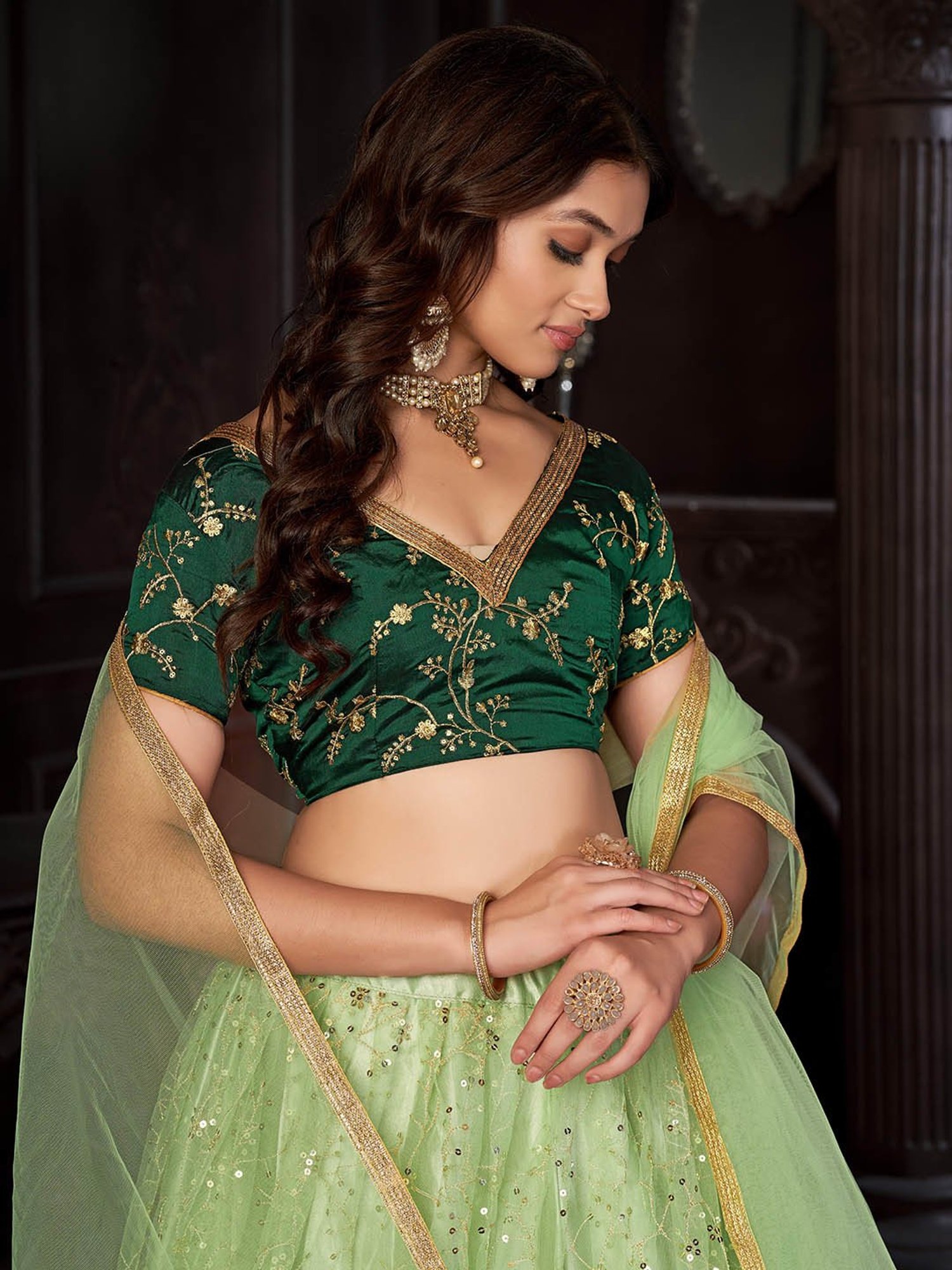 Warthy Ent Green Embroidered Lehenga Choli Set With Dupatta