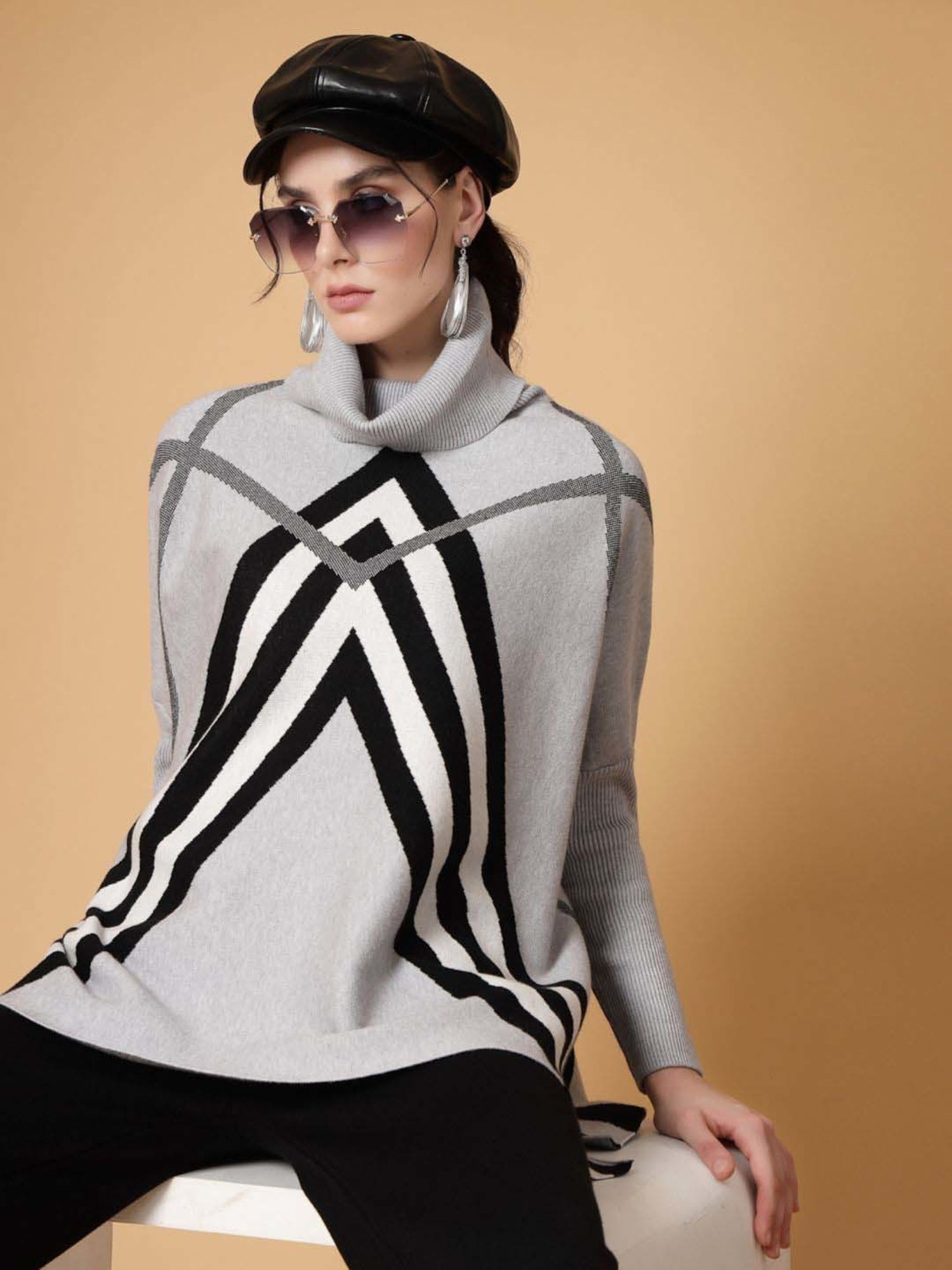 Mafadeny Grey & Black Printed Top Pants Set