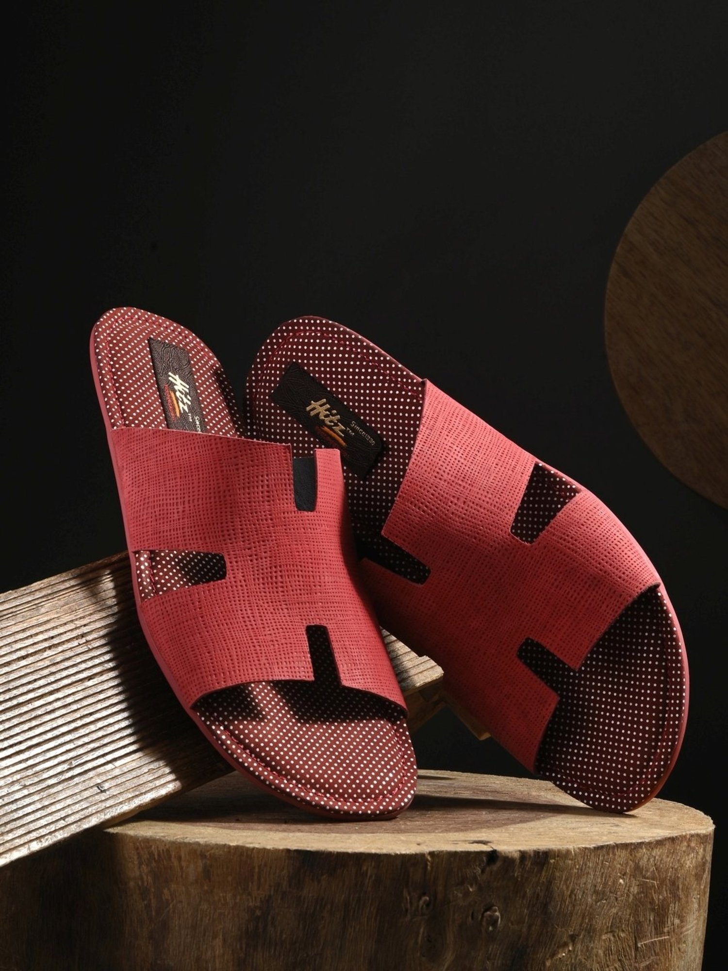 Hitz Men's Red Casual Sandals