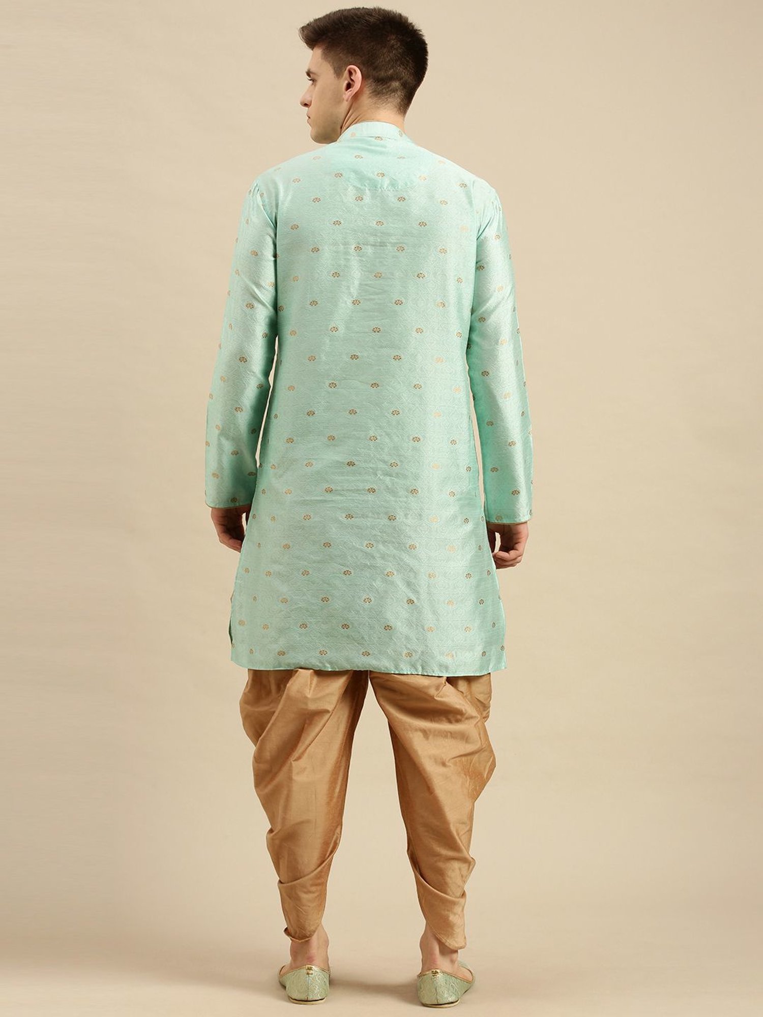 Sanwara Green Regular Fit Self Pattern Kurta Sets