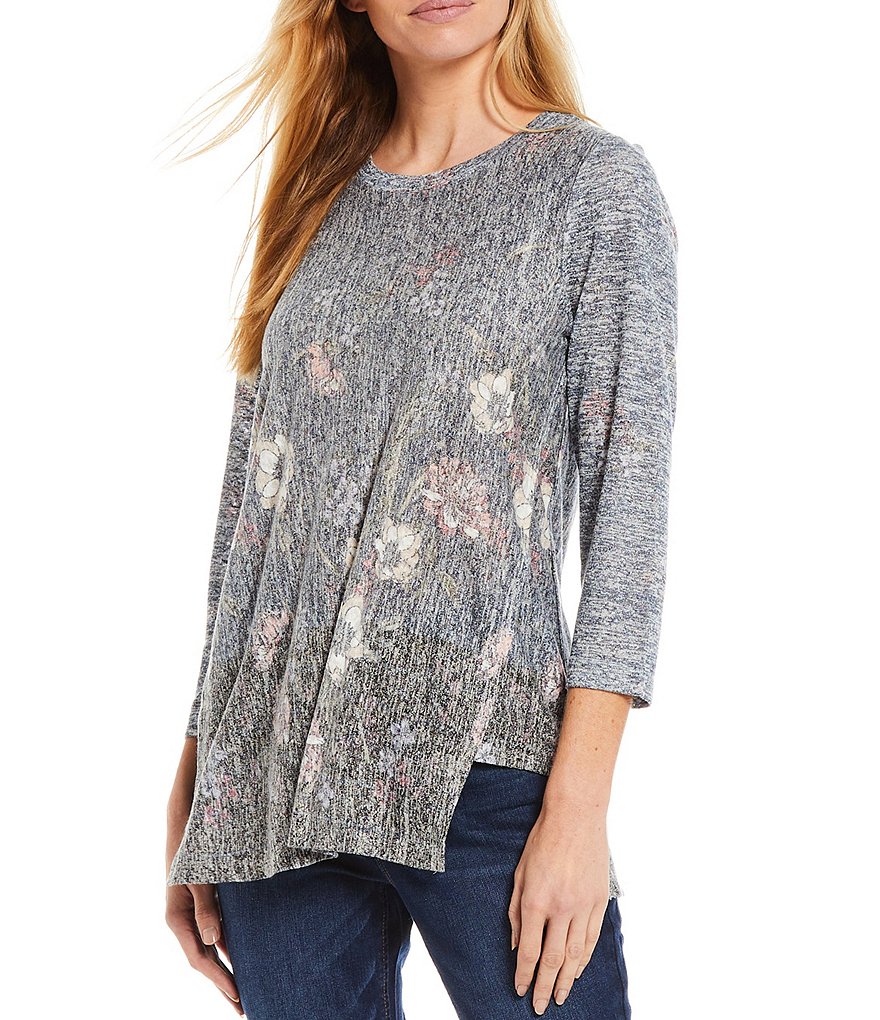 Bobeau Floral Slub Knit 3/4 Sleeve Side Panel Detail Hi-Low Tunic