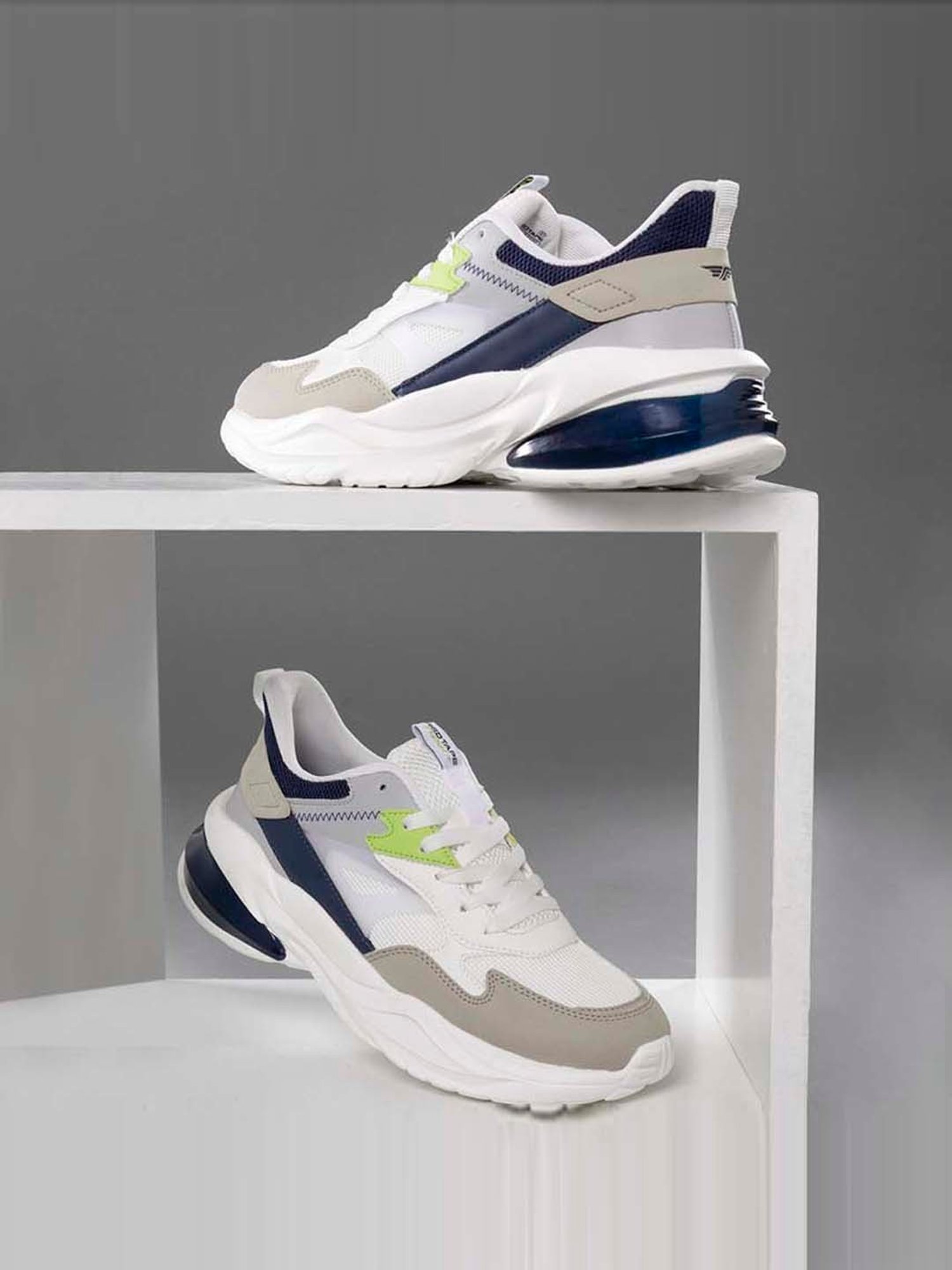 Red Tape Men's Solid White Casual Sneakers