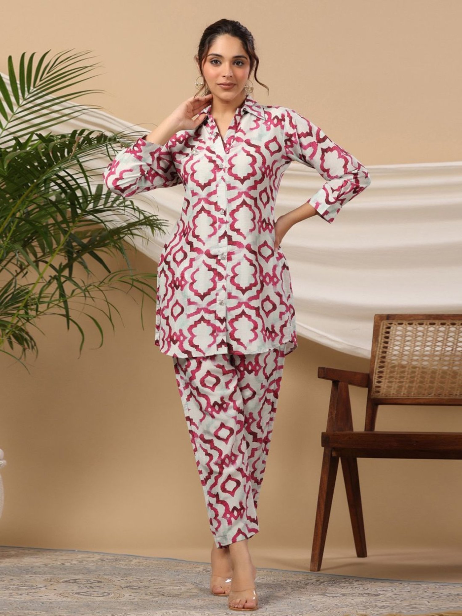 Kaftanize Pink Abhuti Collar Neck Shirt And Pant