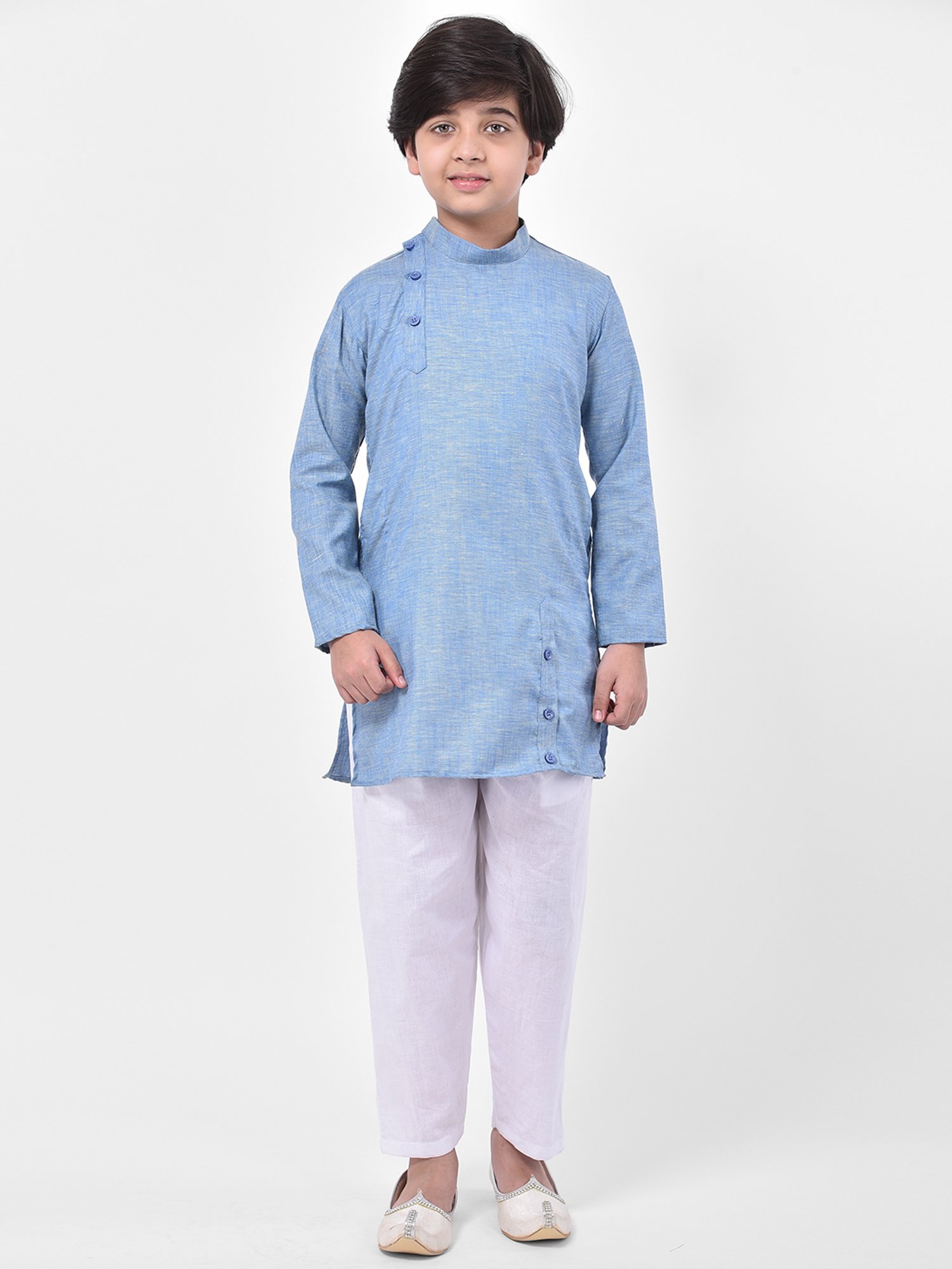 Deyann Kids Blue & White Solid Full Sleeves Kurta with Pyjamas