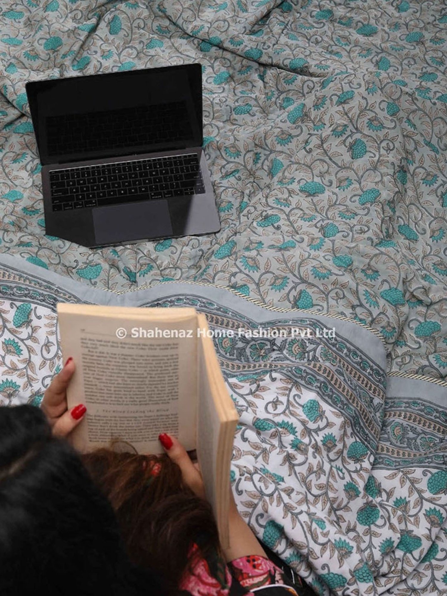 Haus & Kinder Cambric Floral Green & Yellow Cotton Single Reversible Dohar