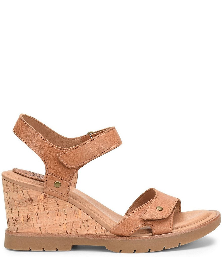 Sofft Cyndy Leather Sporty Wedge Sandals