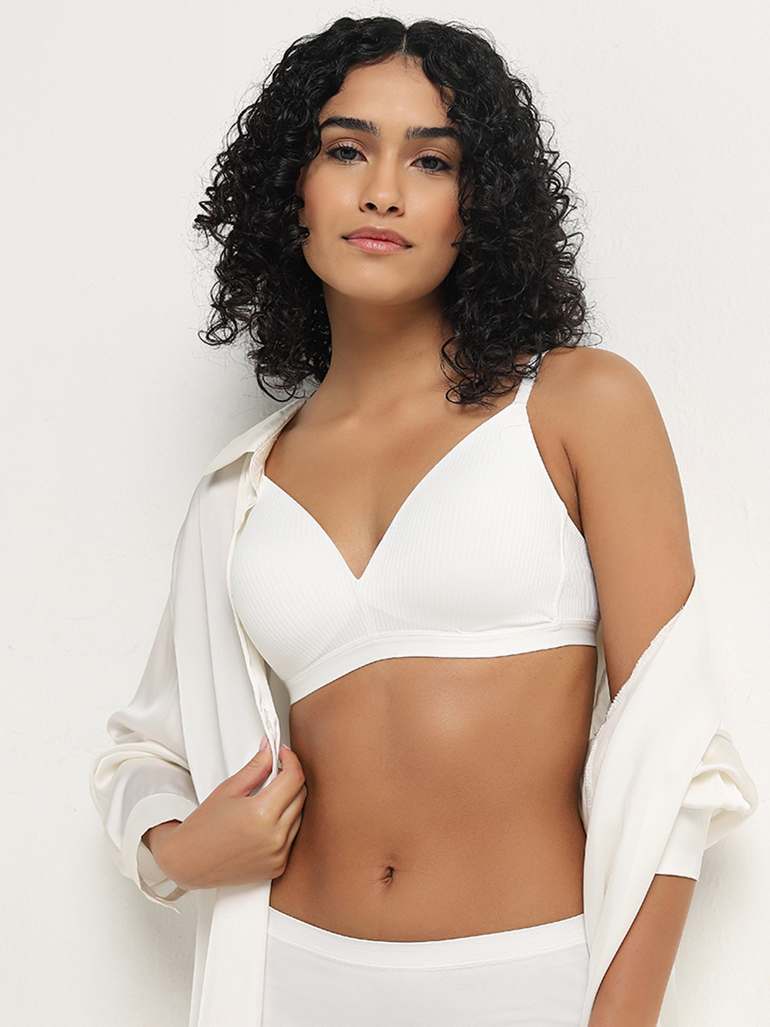 Wunderlove by Westside White Ribbed Textured Padded Bra