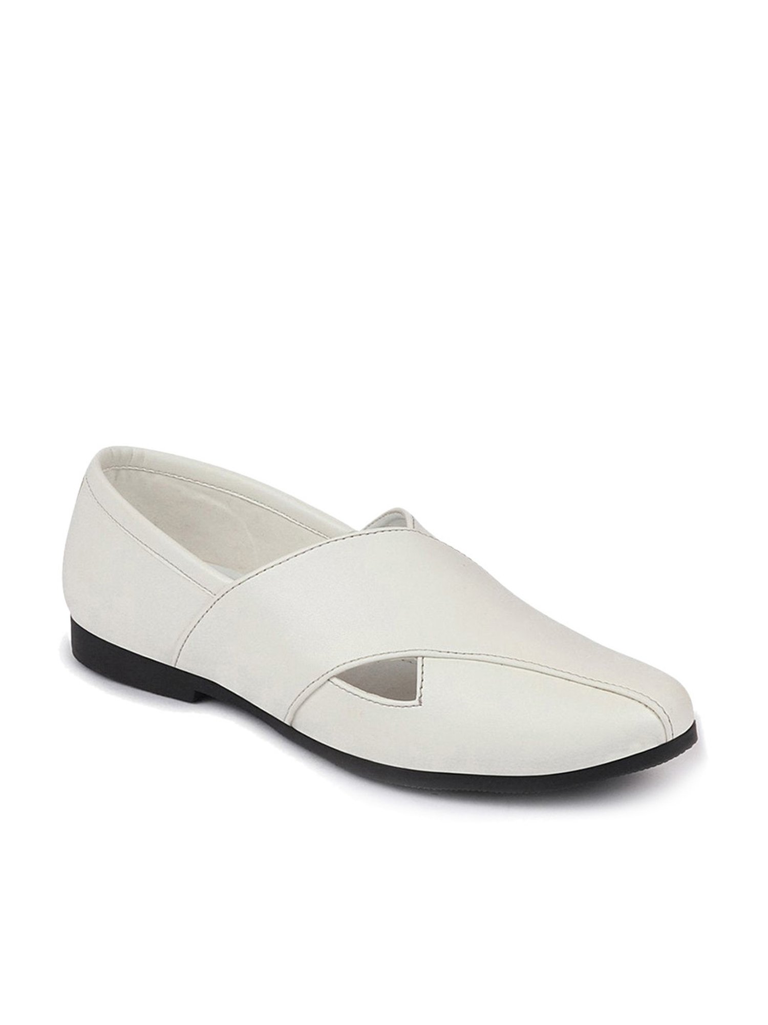 Fausto Men's White Ethnic Juttis