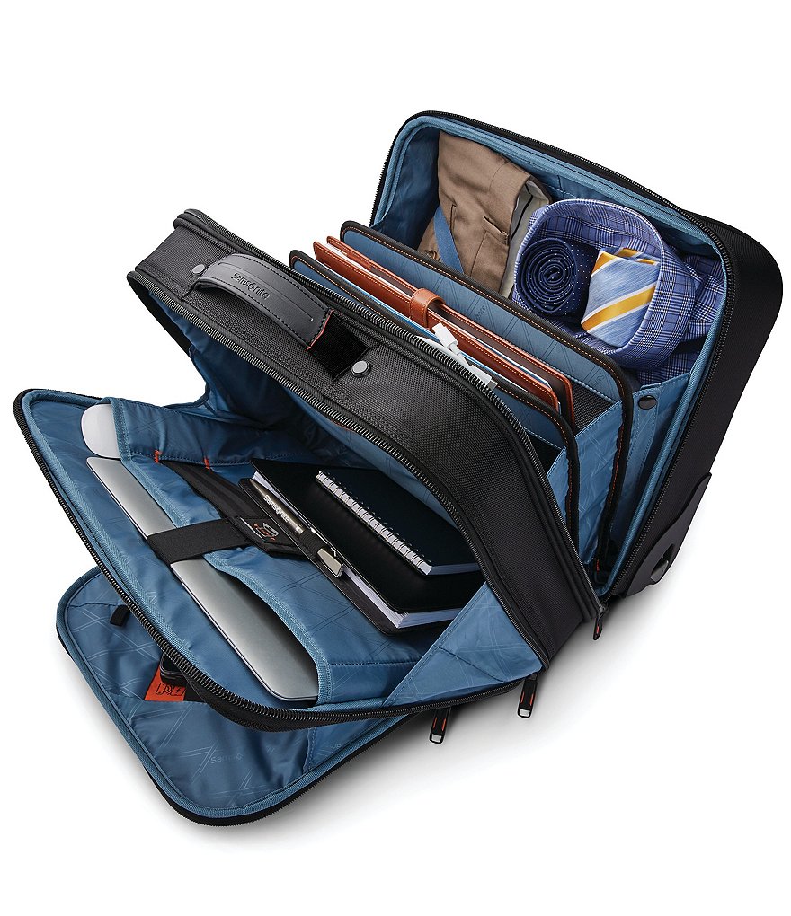 Chariot Travelware Parrot 2pc Luggage Set