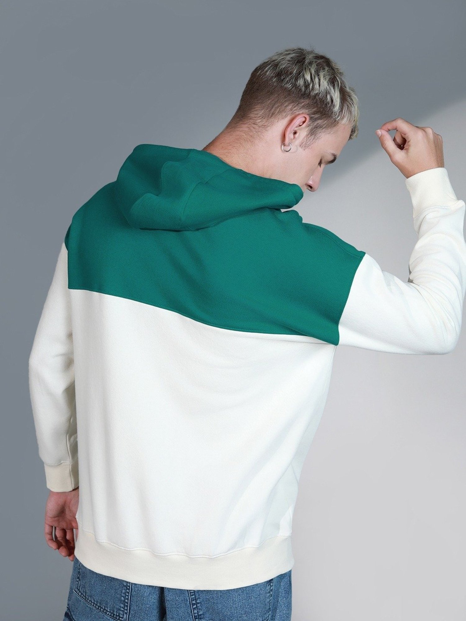 Forca Black Regular Fit Printed Sweatshirt