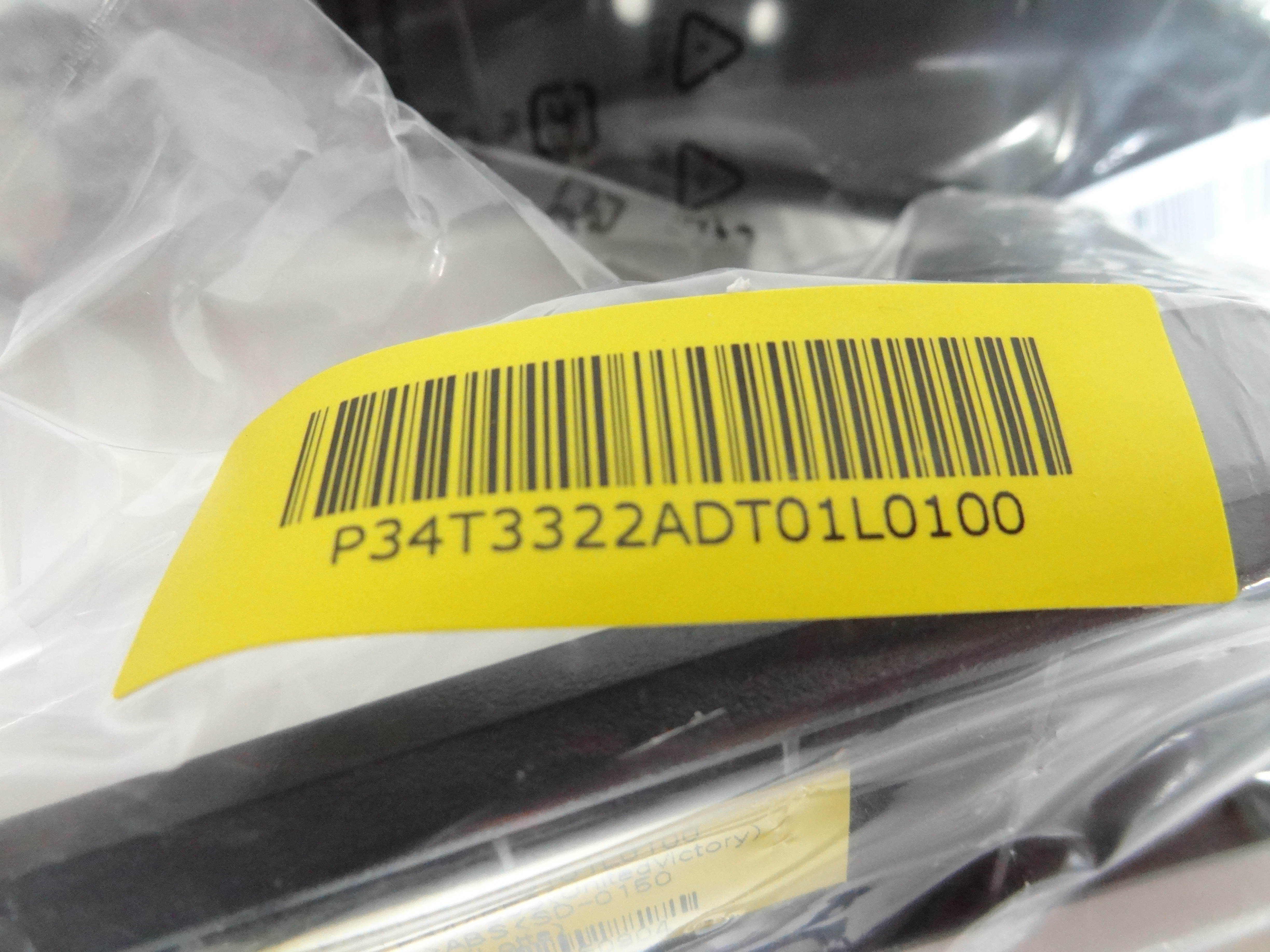 Insignia NS-32DF310NA19 NS-32DF310CA19 Stand Legs W/Screws-NEW(P34T3322AD)