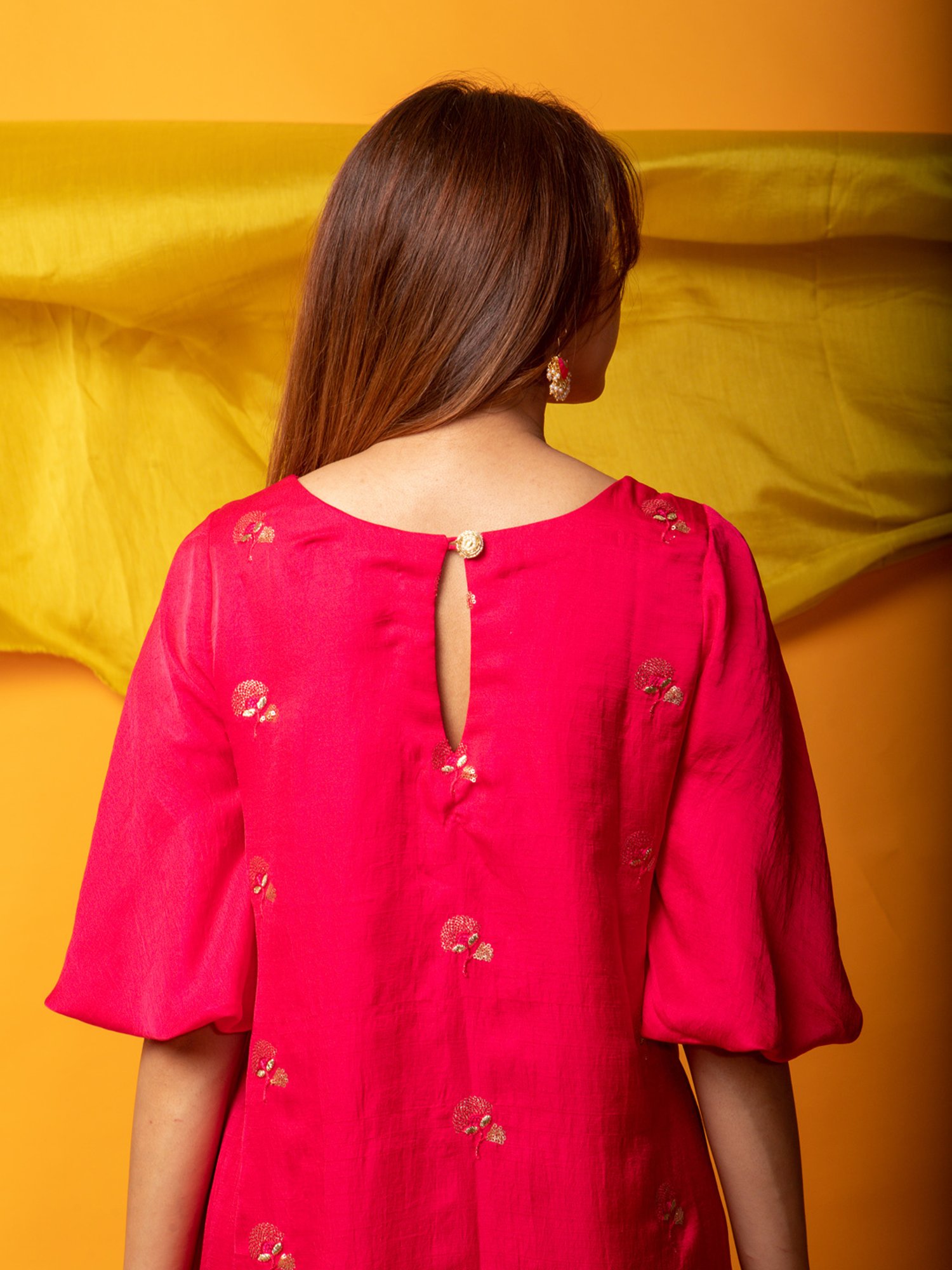 Monk & Mei Feroz Kurta and Pant Set-Fuchsia Pink and gold