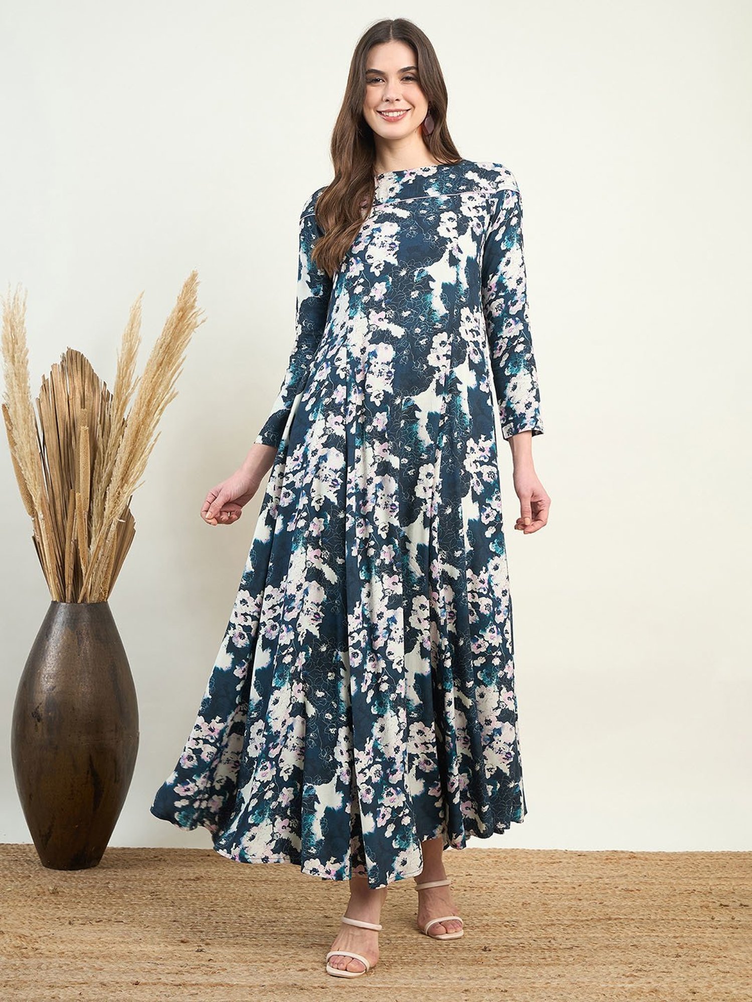 The Kaftan Company Blue Floral Print Maxi Dress