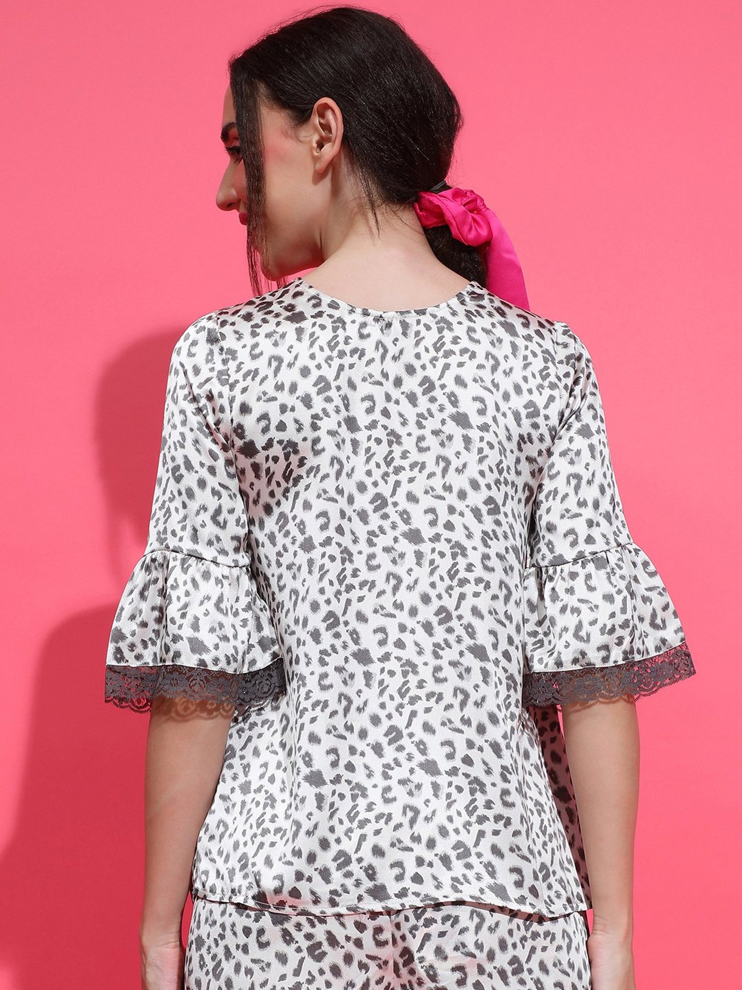 Oxolloxo Grey Satin Printed Top