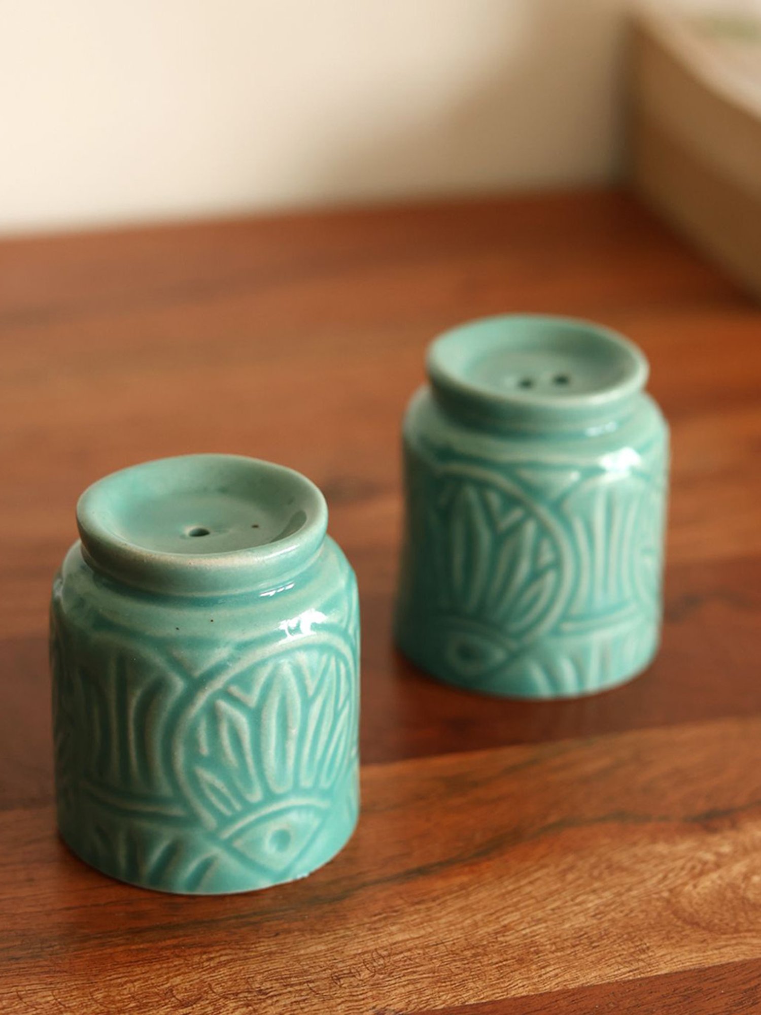 Unravel India Mandala Embossed Blue Ceramic salt & pepper shaker