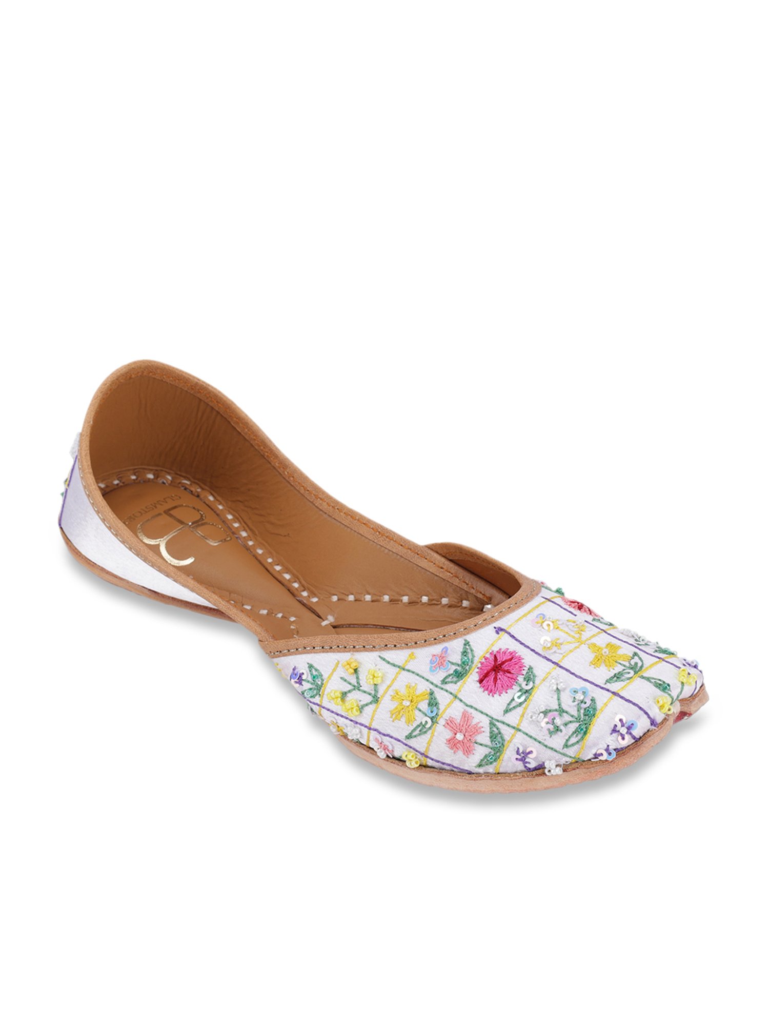 Glam Story Women's Masakali White Ethnic Juttis