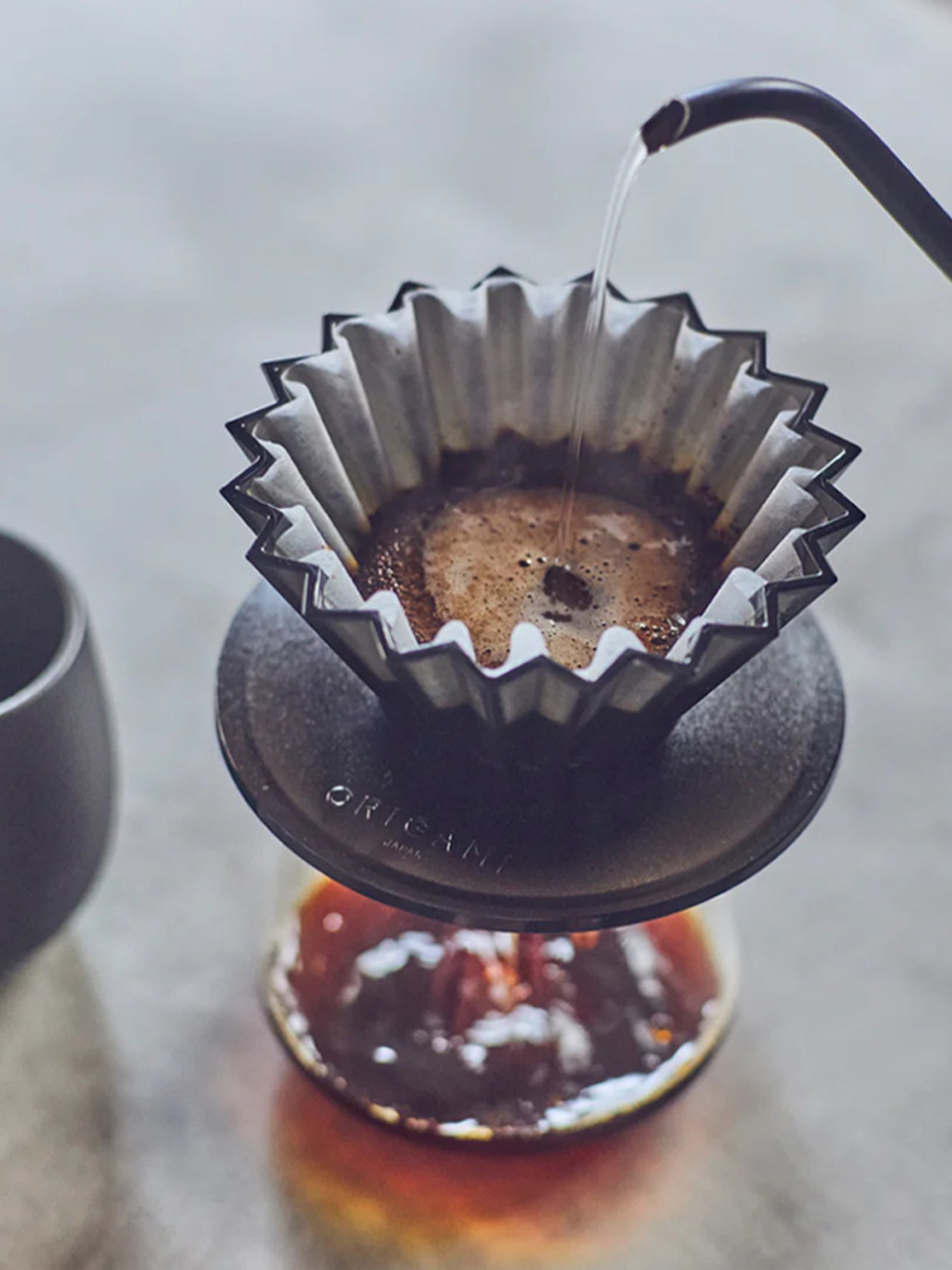 Orgami Dripper Holder - Black Resin (Black)