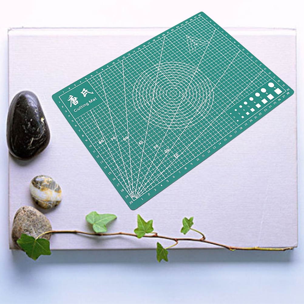 Double-sided PVC Cutting Mat Self-healing Cutting Pad Patchwork Cut Board for Manual DIY Cutting - Green (A4)