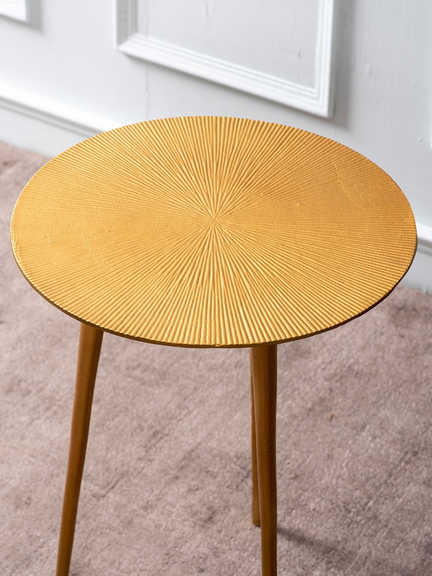 Ikiriya Avina Solid Dark Brown Wood End Table