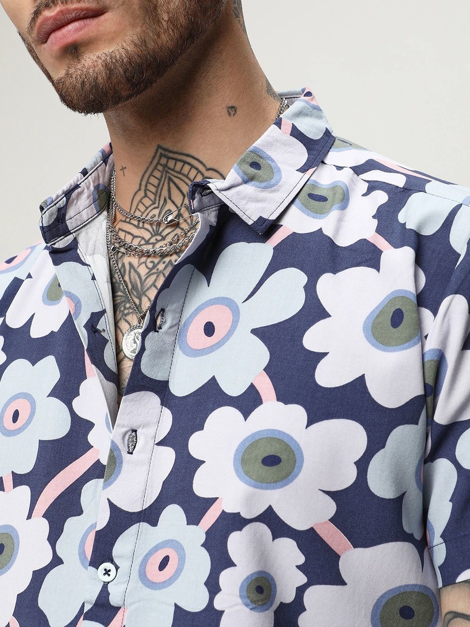 Campus Sutra Blue Regular Fit Floral Print Shirt