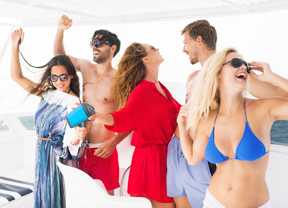 OontZ Angle 3 Bluetooth Speaker IPX5 Water Resistant (Black) by Cambridge SoundWorks