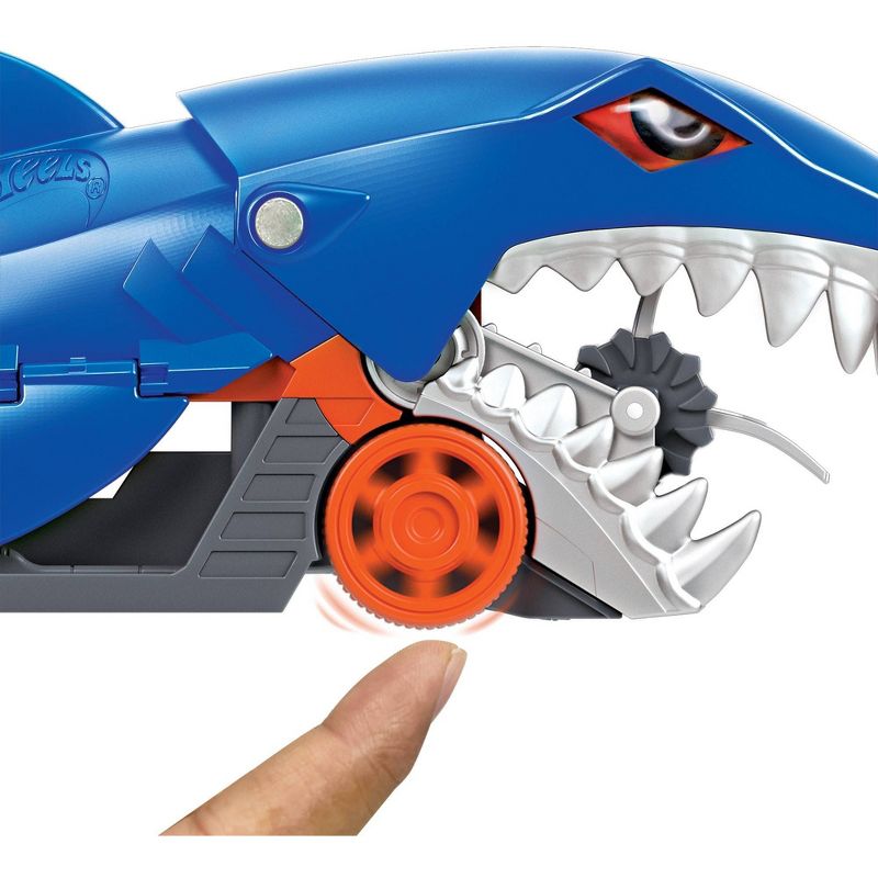 Hot Wheels Shark Chomp Transporter
