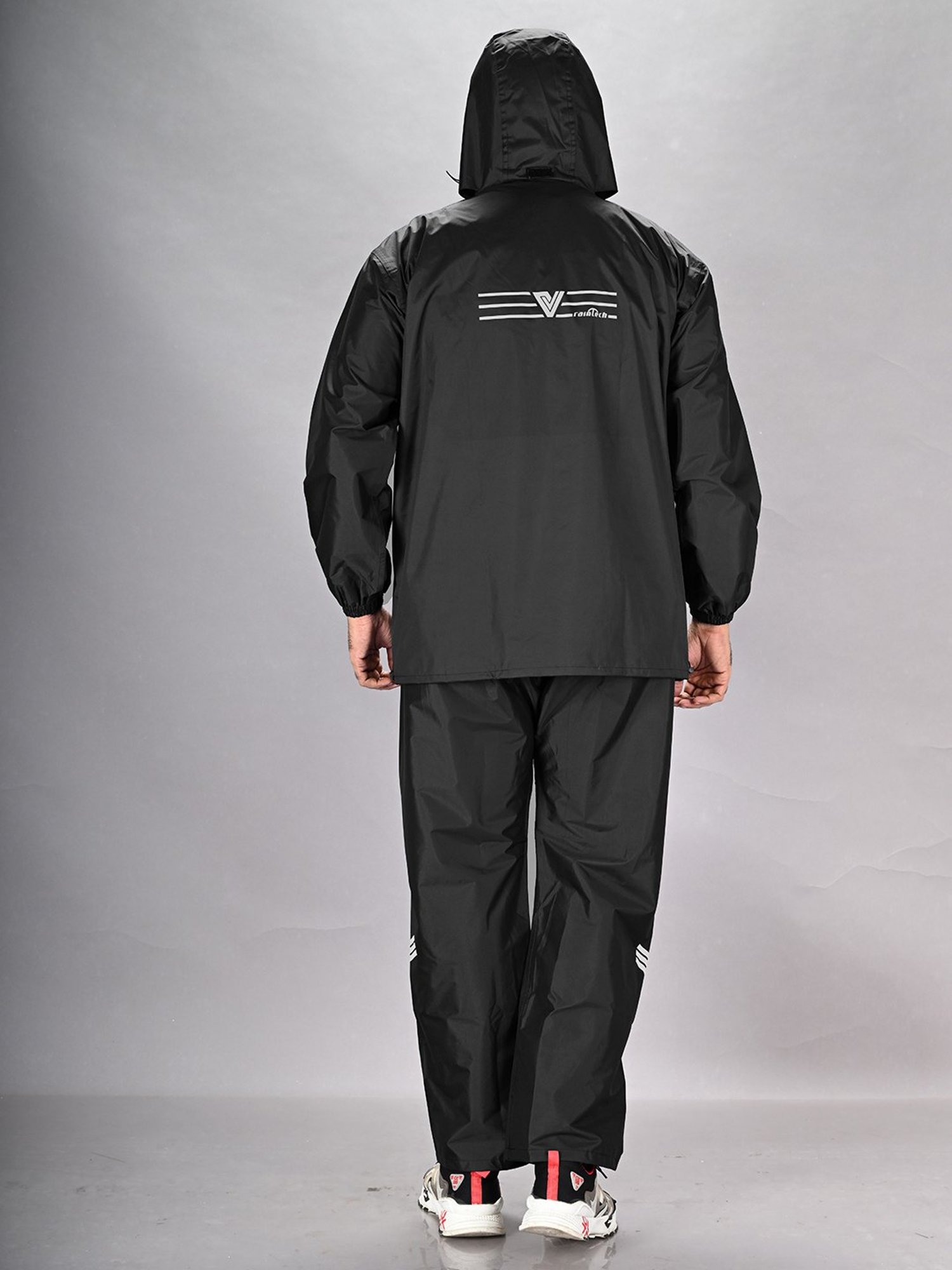 Lux Venus Black Raincoat Set