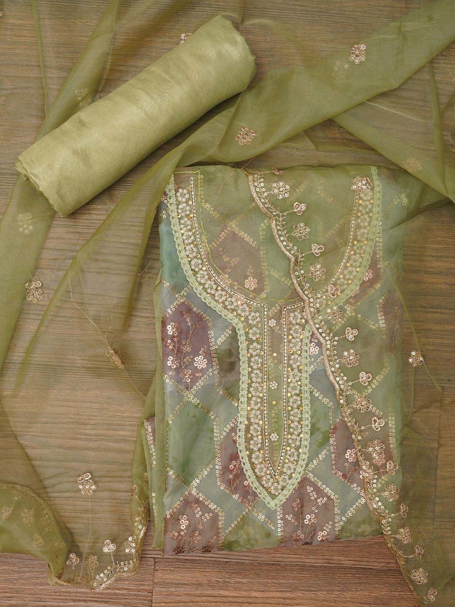 Jaipur Kurti Green Embroidered Unstitched Dress Material