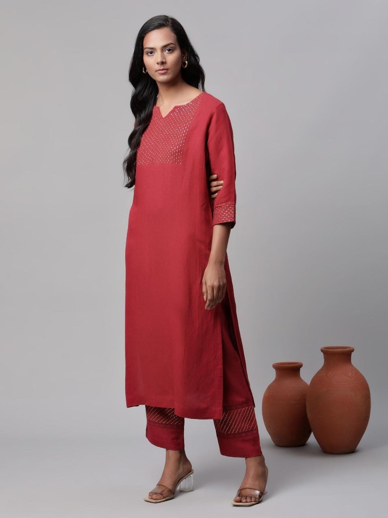 Linen Club Women Maroon Embellished Kurta