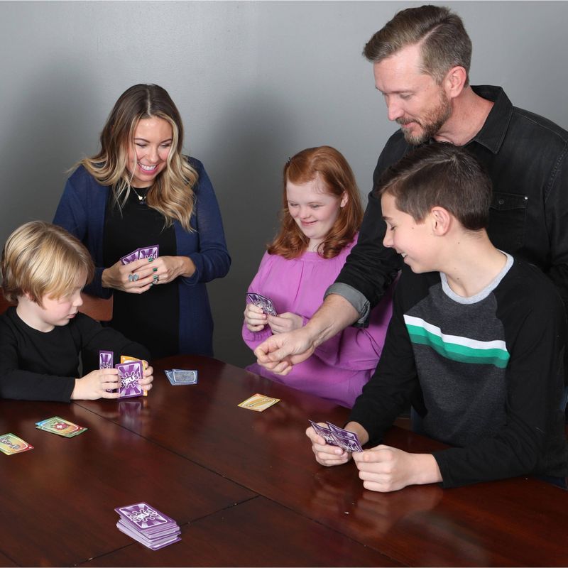 Goliath Virus Card Game