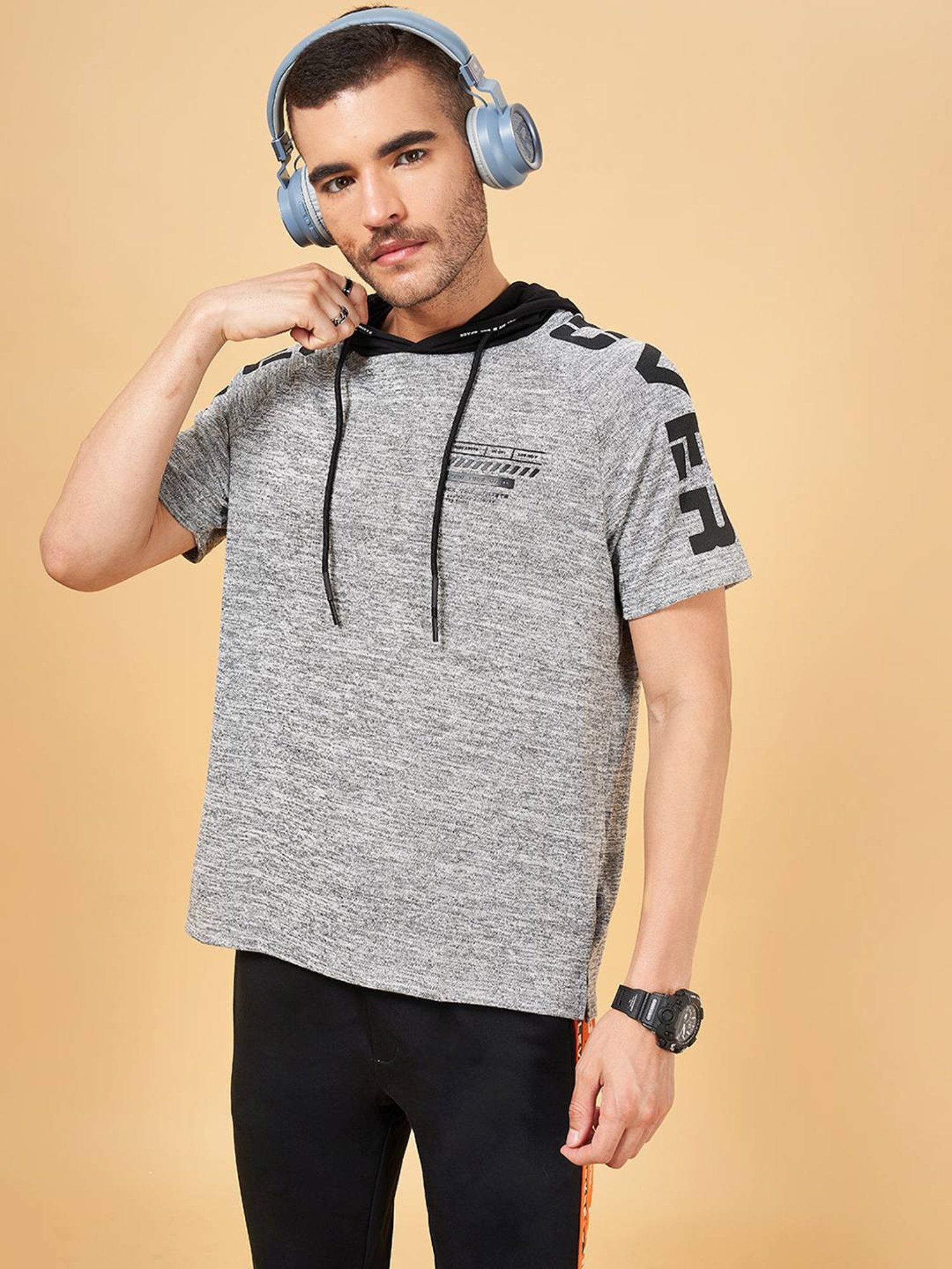 Street 808 by Pantaloons Grey Regular Fit Printed Hooded T-Shirt