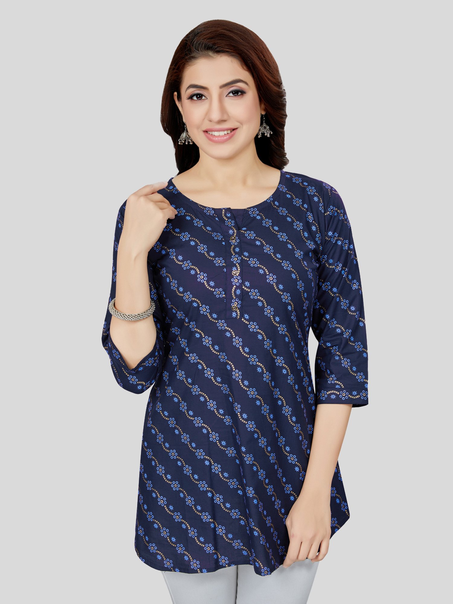 Saree Swarg Blue Printed A-Line Short Kurti
