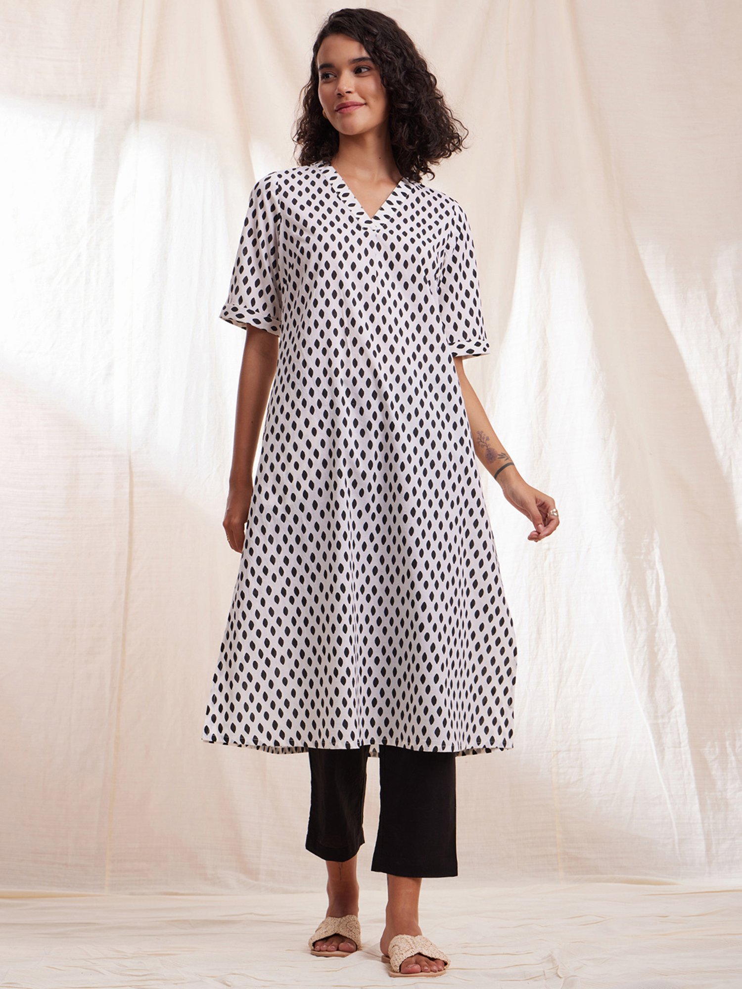 Pink Fort Black & White Cotton Printed A Line Kurta