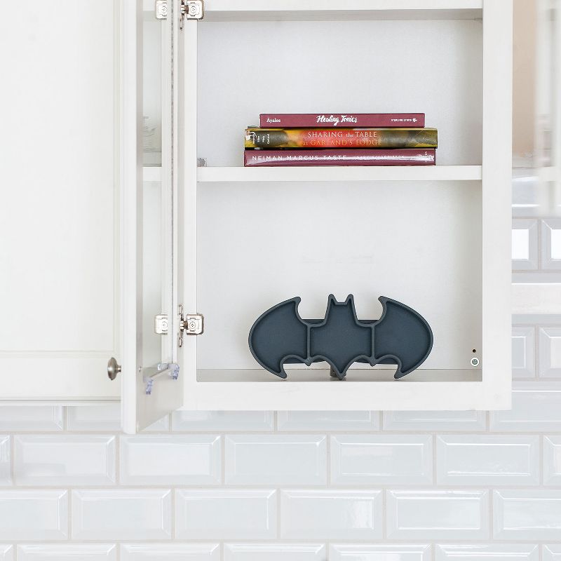 Bumkins DC Comics Batman Grip Dish - Gray