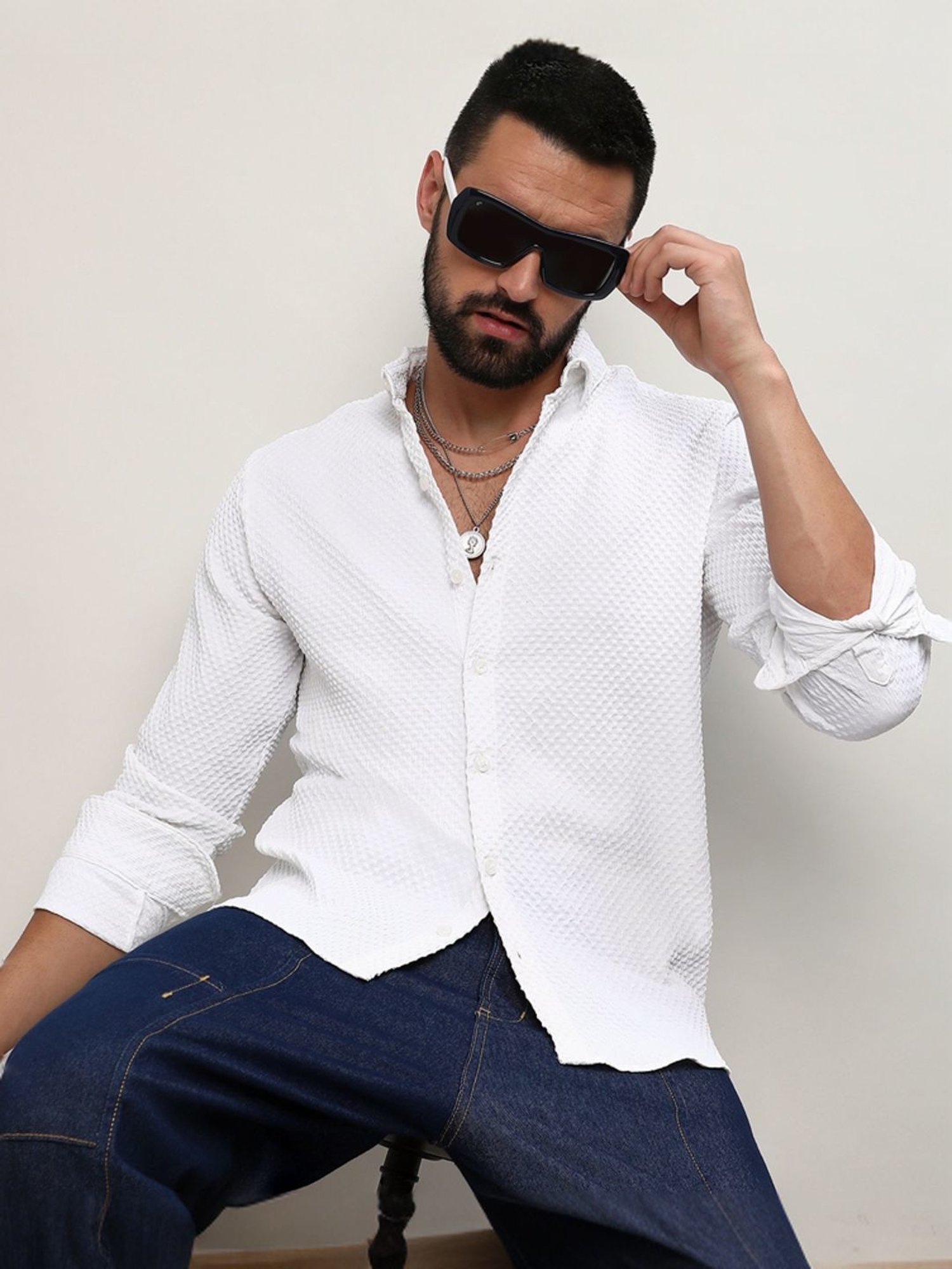 Campus Sutra White Regular Fit Texture Shirt