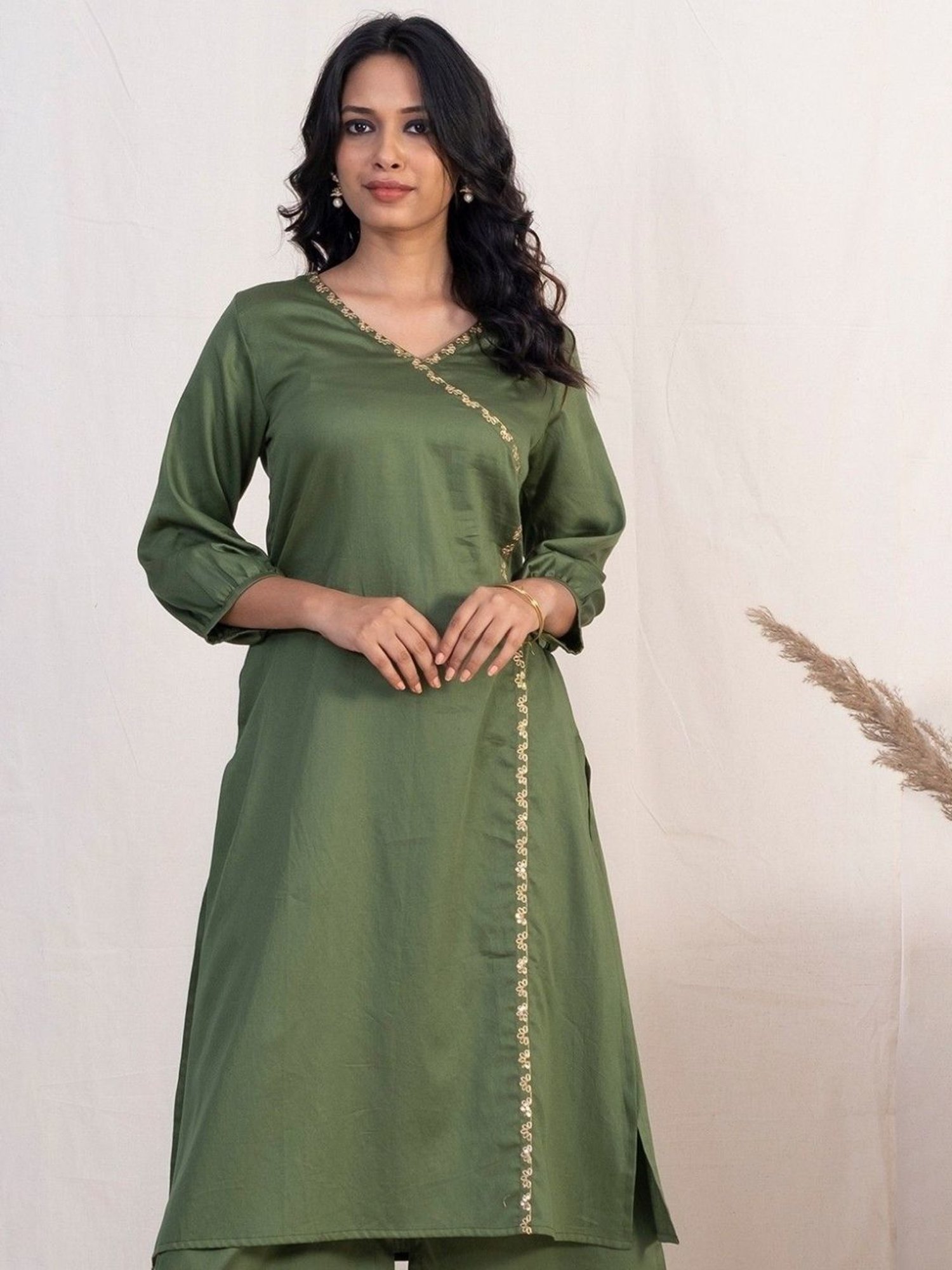 Akiso Jashn Green Angrakha Embroidery Kurta