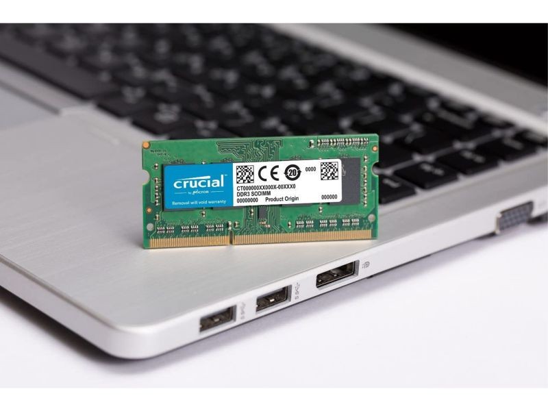 Crucial 4GB 204-Pin DDR3 SO-DIMM DDR3L 1600 (PC3L 12800) Laptop Memory Model CT51264BF160B