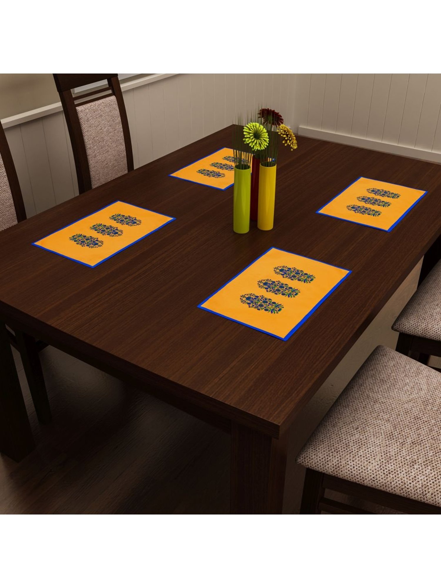 Table Runner with 4ct Placemats - Bullseye's Playground™