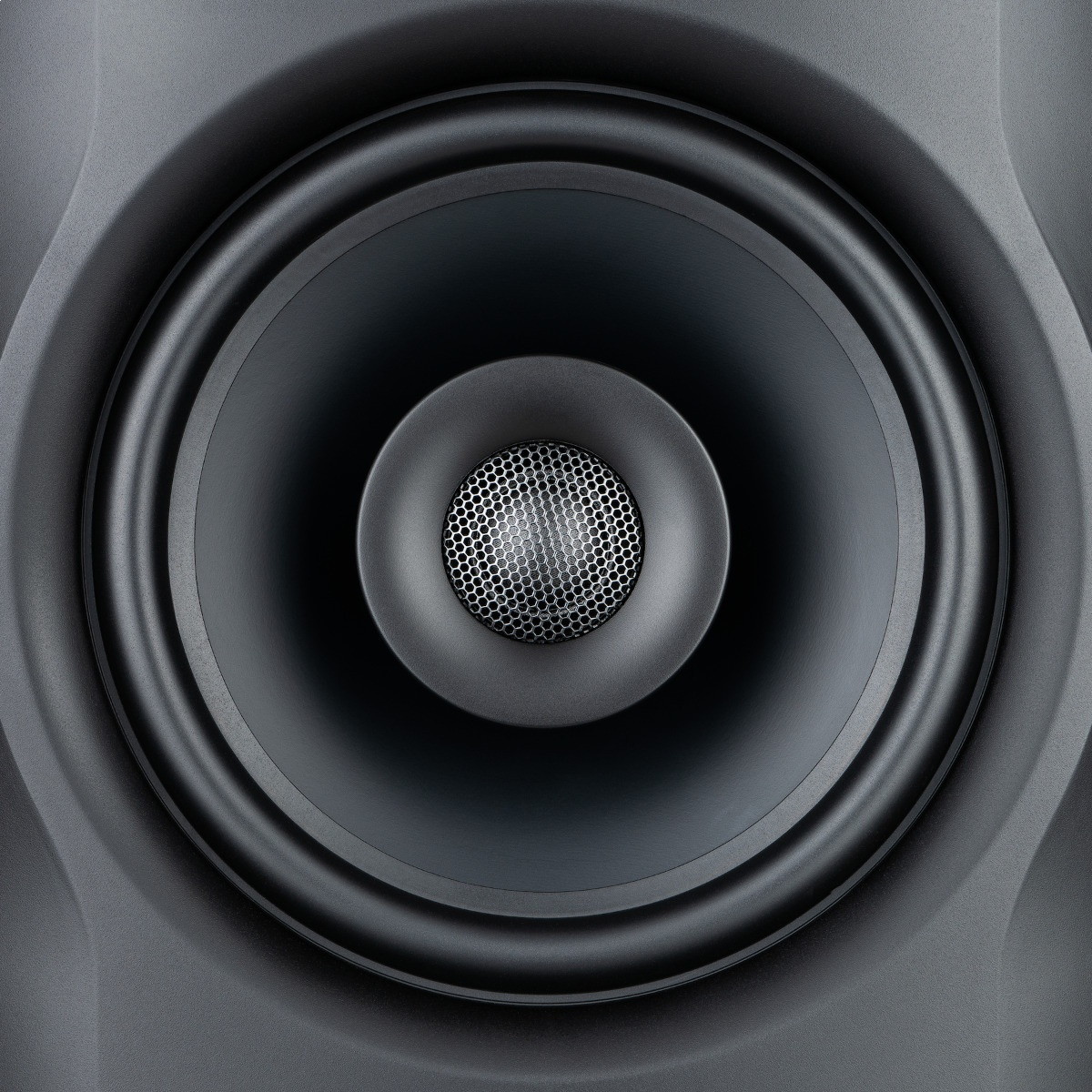 Fluid Audio FX80 8-Inch Coaxial Active Powered Recording Studio Monitor