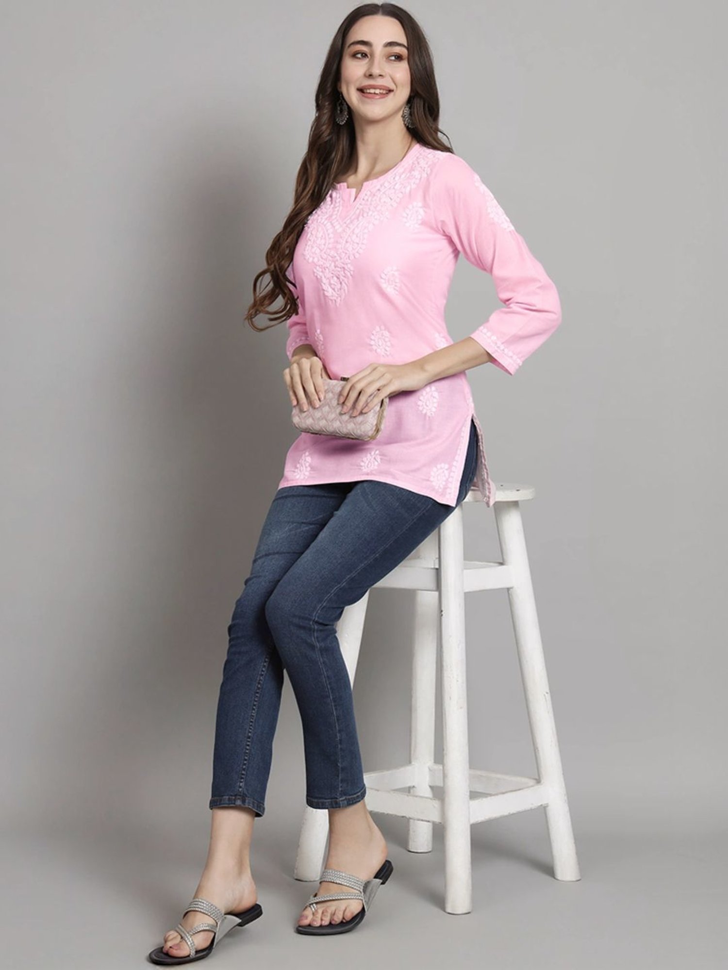 PARAMOUNT CHIKAN Pink Cotton Hand Embroidered Chikankari Straight Kurti