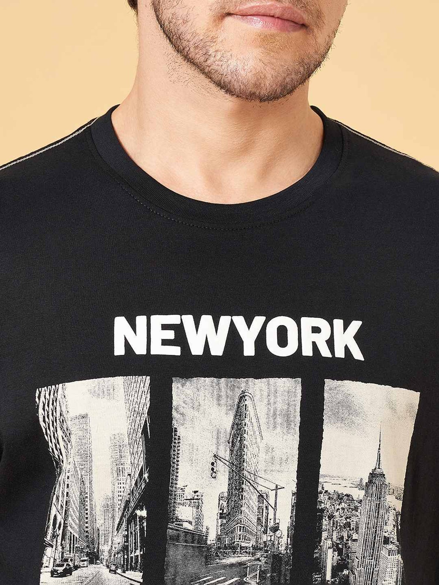 Sf Jeans By Pantaloons Black Slim Fit Printed T-Shirt