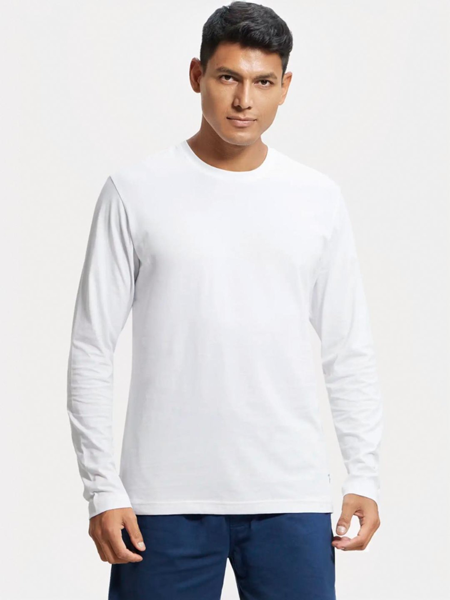Jockey AM95 Men's Super Combed Cotton Rich Solid Round Neck Full Sleeve T-Shirt