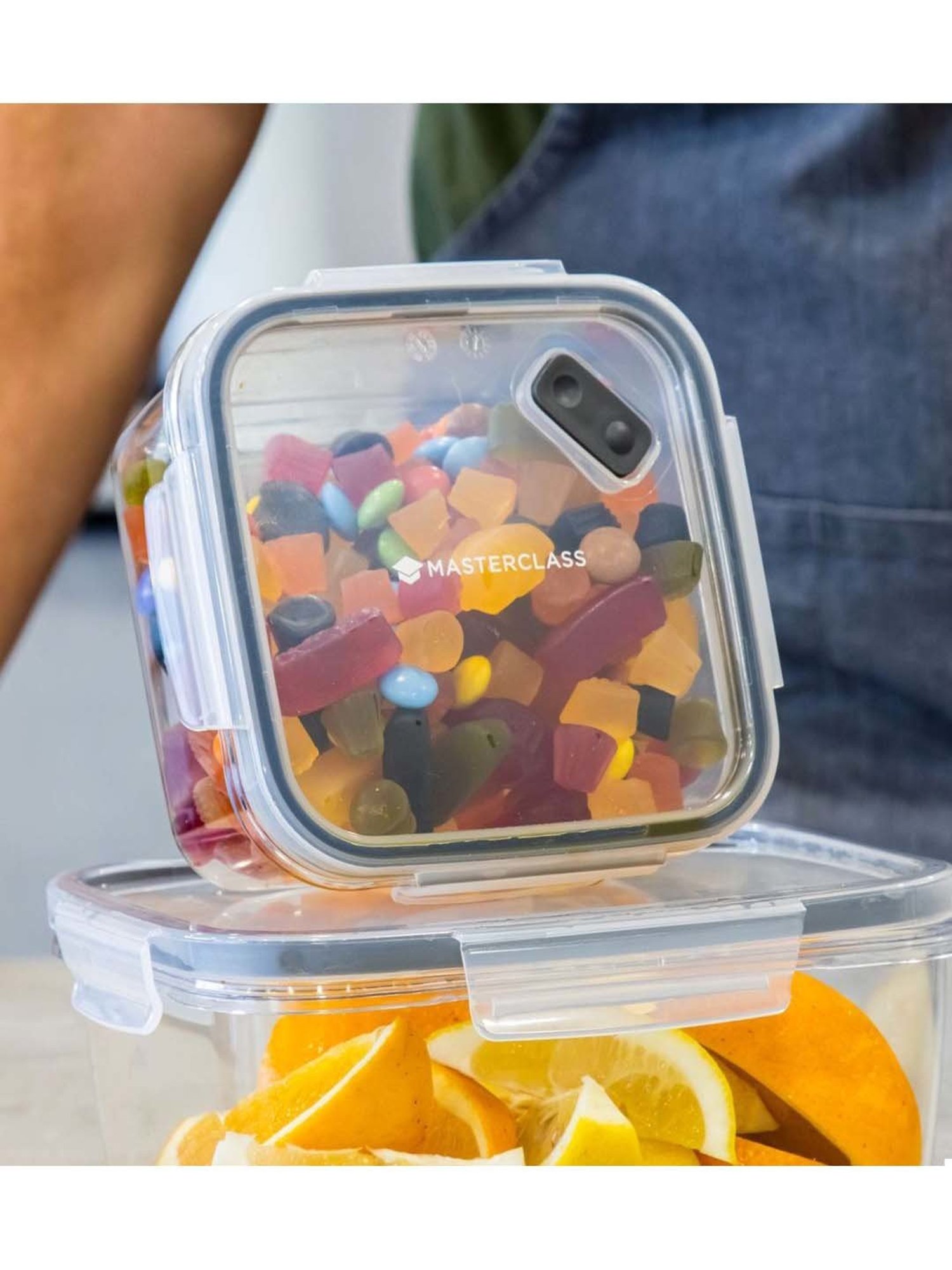 MasterClass Transparent Plastic Square Food Storage Container (0.8 L)