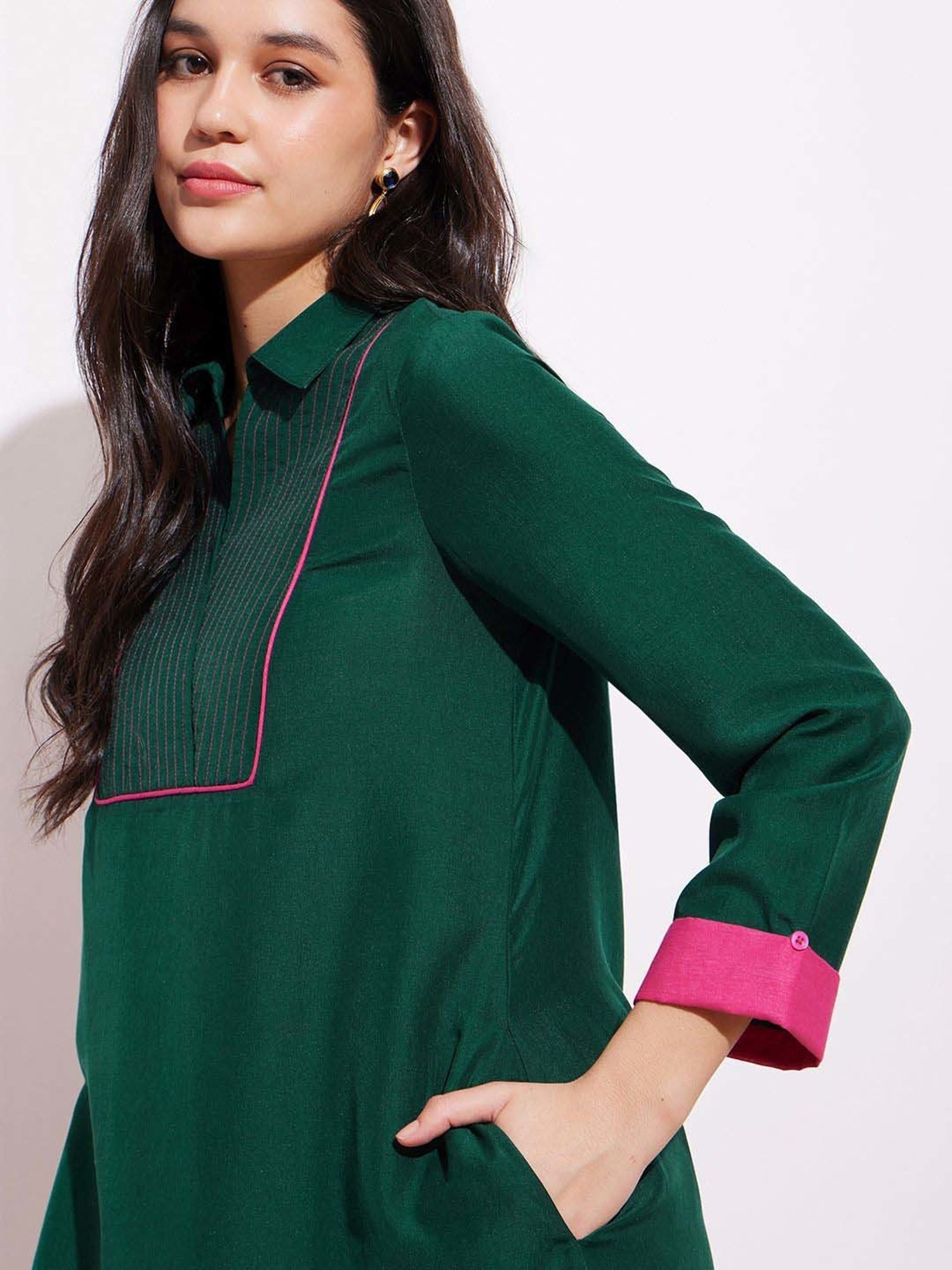 Pink Fort Green Straight Kurta