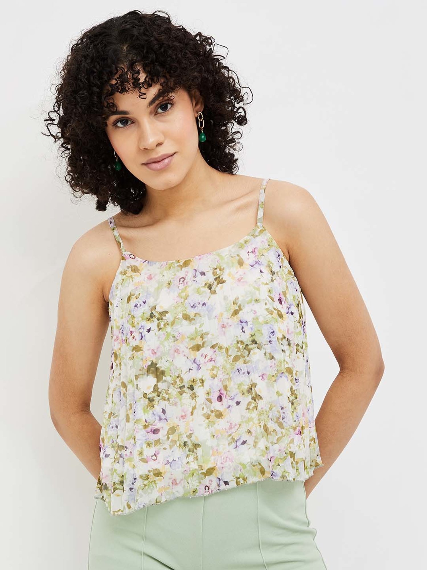 Ginger by Lifestyle White Floral Print Top