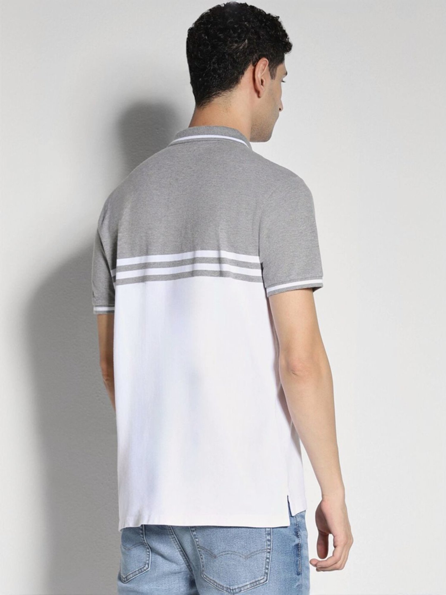 American Eagle White & Grey Cotton Regular Fit Printed T-Shirt