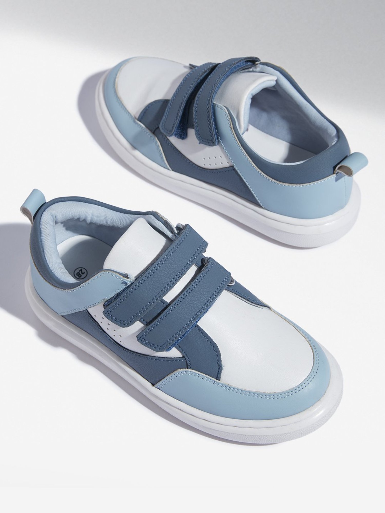 Yellow by Westside Blue Colour-Blocked Shoes