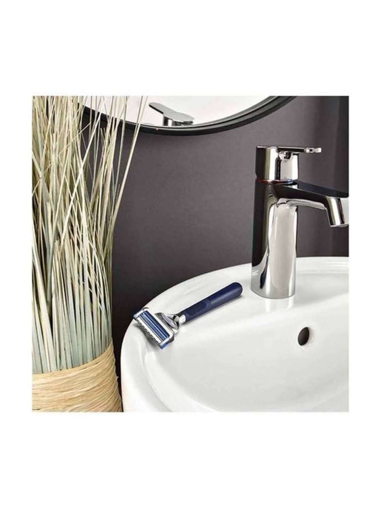 Gillette Neck Razor Skin Guard - 450 gm